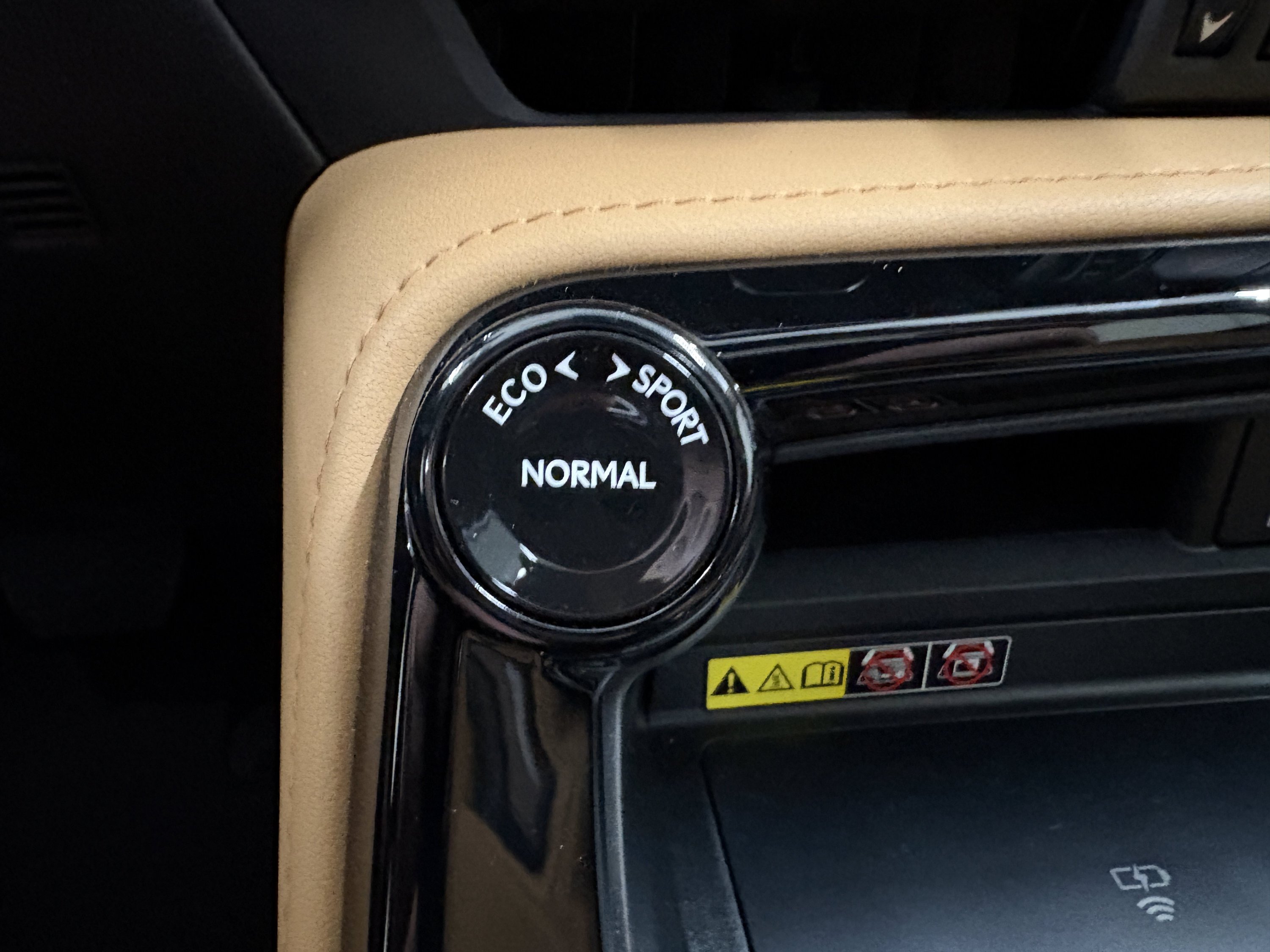 Used 2025 Lexus NX 350 AWD w/ Accessory Package (2T) image 19