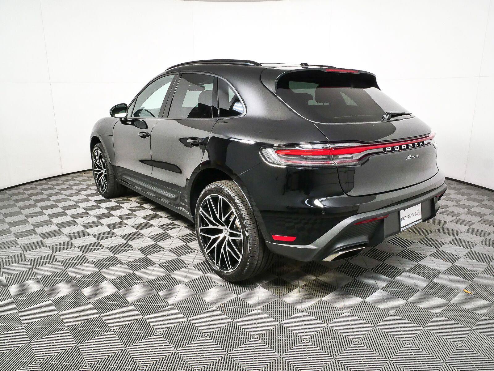 New 2026 Porsche Macan Turbo AWD/4WD image 3