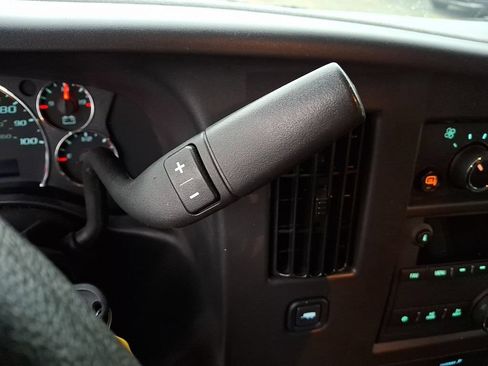 Used 2025 GMC Savana 2500 w/ Driver Convenience Package RWD image 20