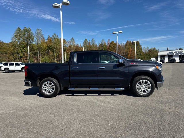 Certified 2022 Chevrolet Silverado 1500 LTZ AWD/4WD image 3