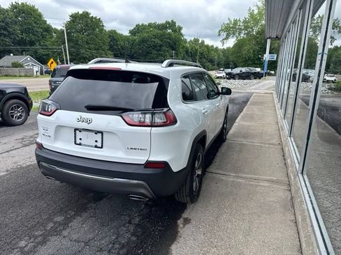 Used 2019 Jeep Cherokee Limited AWD/4WD image 6