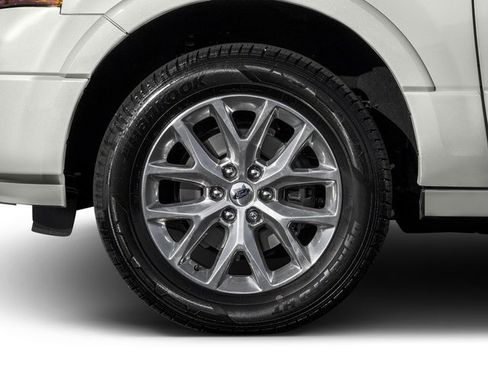 Used 2017 Ford Expedition Limited w/ Equipment Group 301A AWD/4WD image 11