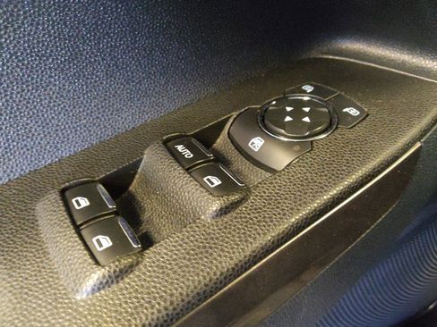 Used 2020 Ford EcoSport SE FWD image 27