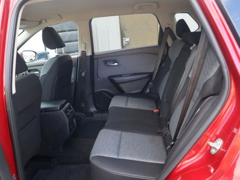 Used 2021 Nissan Rogue SV image 50