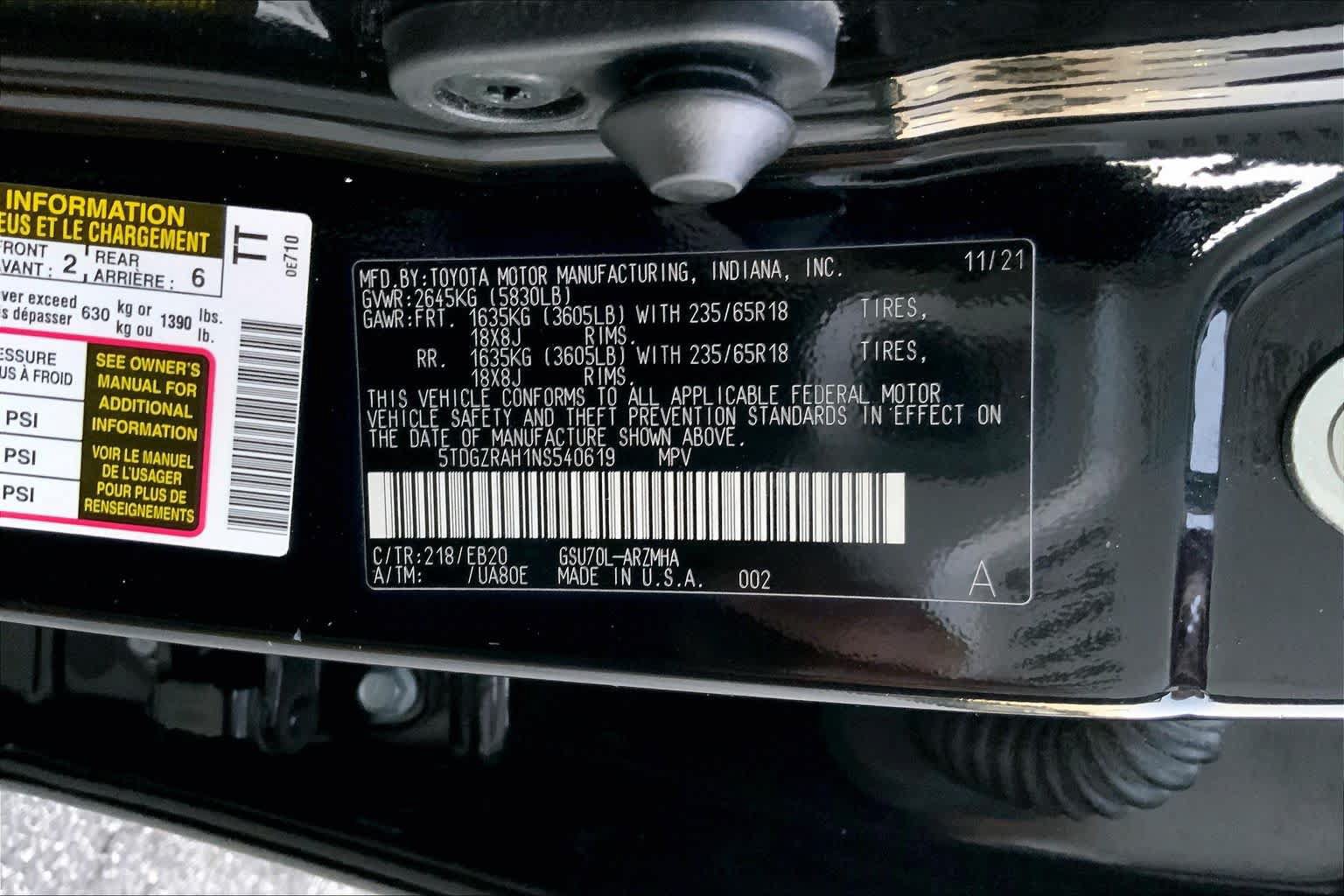 Used 2022 Toyota Highlander XLE FWD image 29