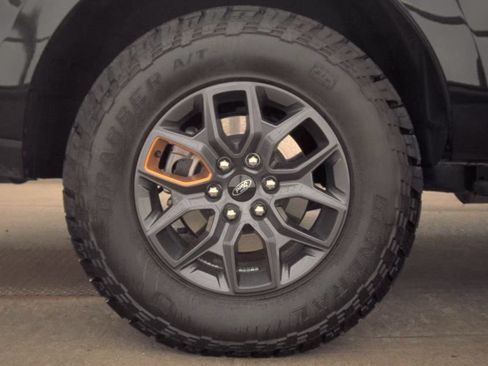 Used 2025 Ford Expedition Tremor AWD/4WD image 16