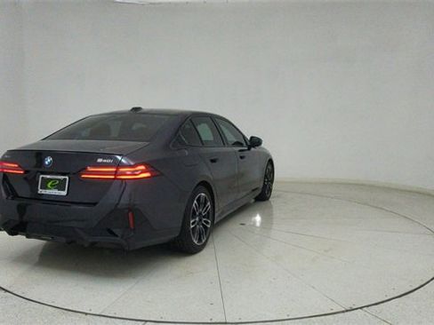 Used 2025 BMW 540i xDrive w/ Executive Package image 73