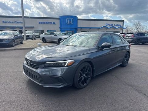 Used 2024 Honda Civic Sport image 1