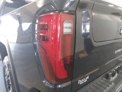Used 2025 GMC Sierra 2500 Denali Ultimate AWD/4WD image 35