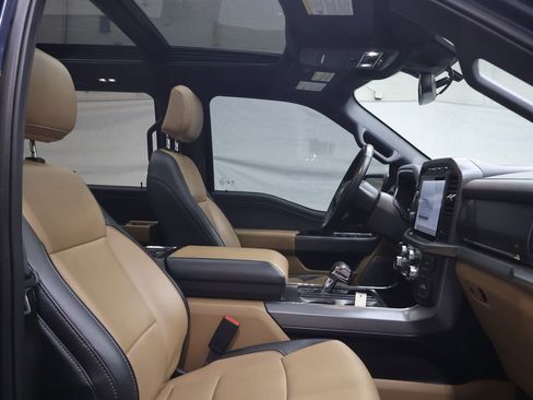 Used 2022 Ford F150 Lariat w/ Equipment Group 502A High image 10