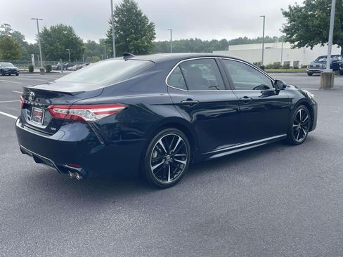 Used 2020 Toyota Camry XSE FWD image 6