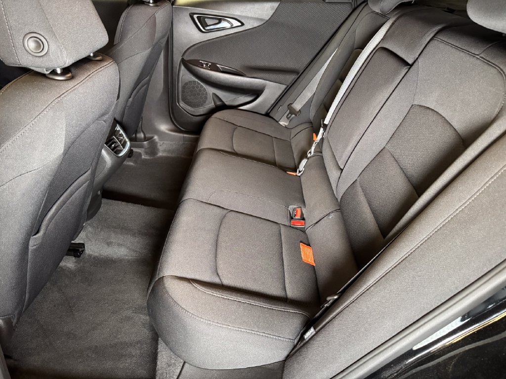 Used 2022 Chevrolet Malibu LT FWD image 21