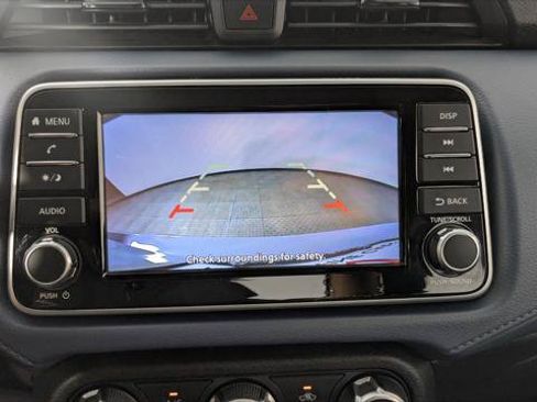 Used 2025 Nissan Versa SV w/ Trunk Package FWD image 29