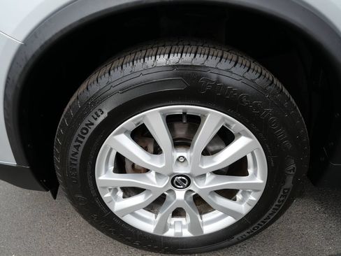 Used 2020 Nissan Rogue SV AWD/4WD image 35