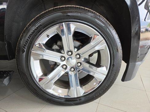 Used 2017 Chevrolet Tahoe Premier AWD/4WD image 9