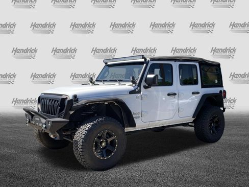Used 2018 Jeep Wrangler Unlimited Sport AWD/4WD image 5