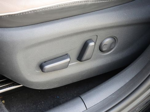 Used 2020 Hyundai Tucson Limited image 30