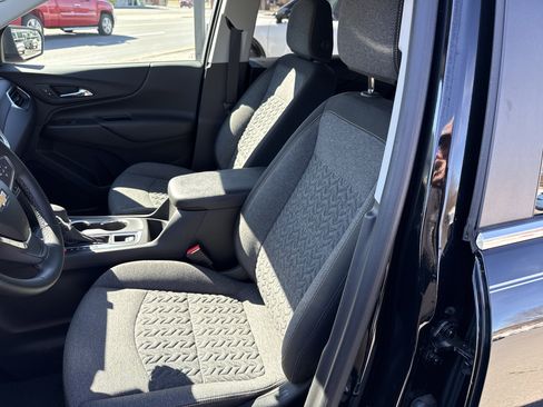 Used 2023 Chevrolet Equinox LT image 12
