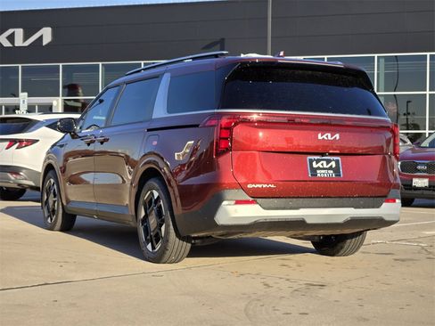 New 2026 Kia Carnival EX image 3