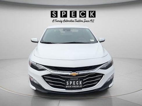 Used 2024 Chevrolet Malibu LT FWD image 1