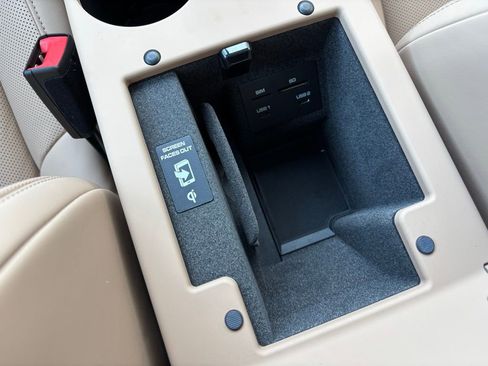 New 2026 Porsche Macan image 29