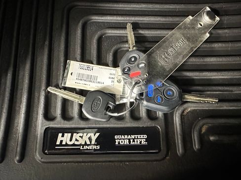 Used 2025 Subaru Outback Premium image 28