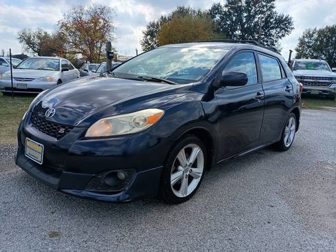 Used 2009 Toyota Matrix S image 2