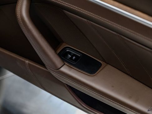 Used 2021 Porsche 911 Turbo S image 91