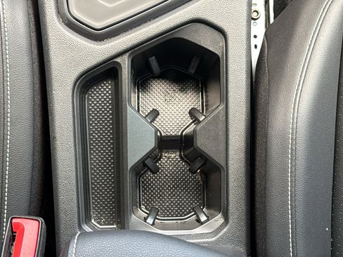 Used 2023 Volkswagen Tiguan SE R-Line image 23