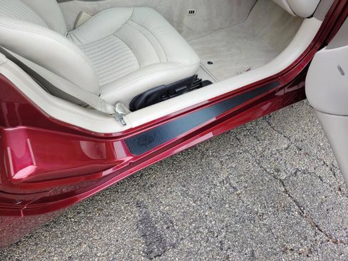 Used 2003 Chevrolet Corvette Coupe w/ Preferred Equipment Group image 40