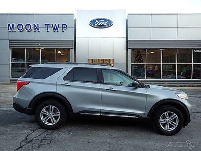 Used 2023 Ford Explorer XLT w/ Class IV Trailer Tow Package