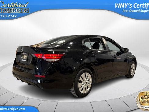 Used 2023 Nissan Sentra S image 6