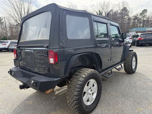 Used 2016 Jeep Wrangler Unlimited Sport image 5