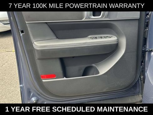 Used 2025 Hyundai Santa Fe SEL AWD/4WD image 13