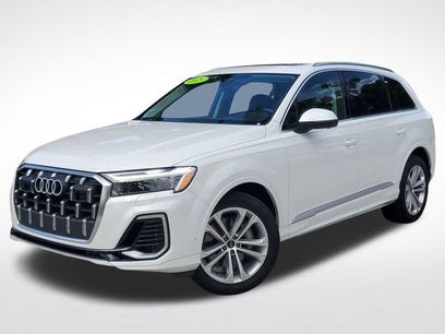 Used 2025 Audi Q7 3.0T Premium Plus