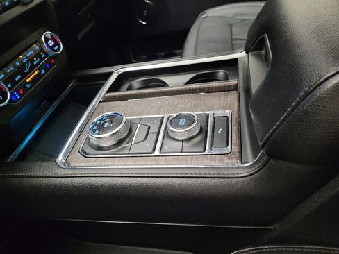 Used 2020 Ford Expedition Limited AWD/4WD image 26