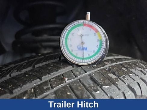 Used 2022 Ford Explorer XLT w/ Equipment Group 202A image 25