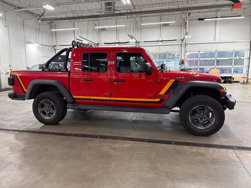 Used 2020 Jeep Gladiator Rubicon AWD/4WD image 2