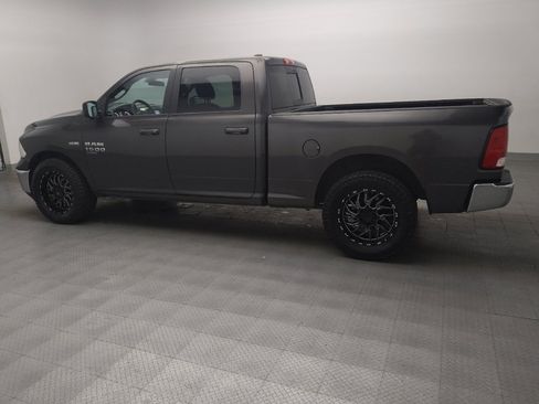 Used 2020 RAM 1500 Classic SLT RWD image 3