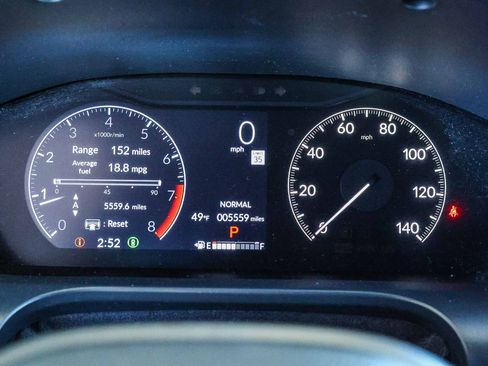 Used 2025 Honda HR-V LX image 29