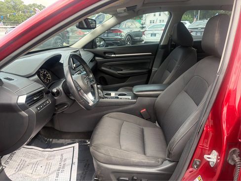 Used 2019 Nissan Altima 2.5 SV FWD image 9