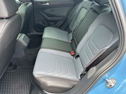 Used 2025 Volkswagen Jetta GLI Autobahn FWD image 11