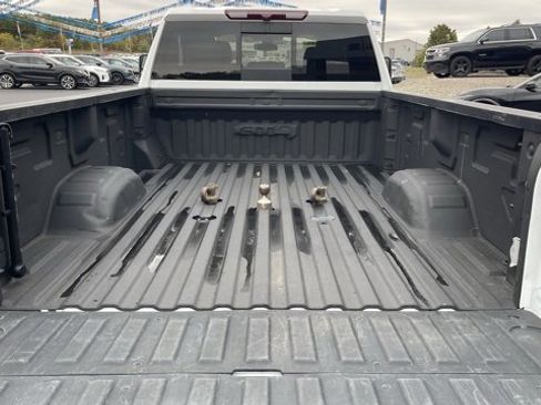 Used 2022 GMC Sierra 2500 AT4 image 5