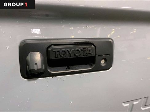 Used 2021 Toyota Tundra Limited w/ Limited Premium Package AWD/4WD image 10