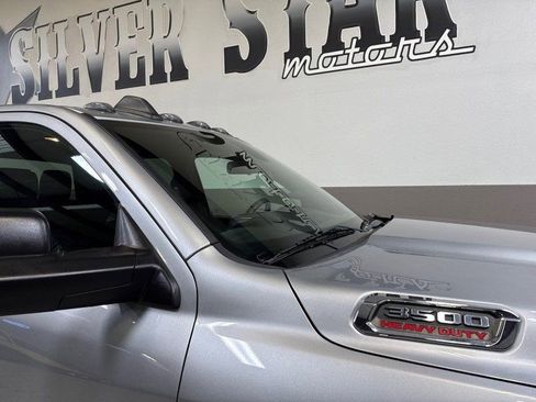 Used 2022 RAM 3500 Tradesman w/ Chrome Appearance Group AWD/4WD image 48