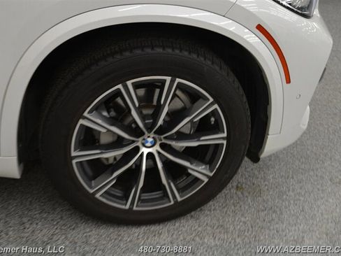 Used 2019 BMW X5 xDrive40i w/ M Sport Package image 46
