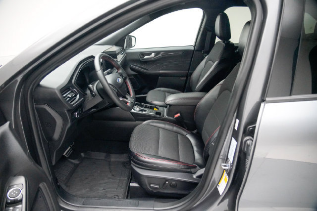 Used 2024 Ford Escape ST-Line w/ Tech Pack #1 AWD/4WD image 24