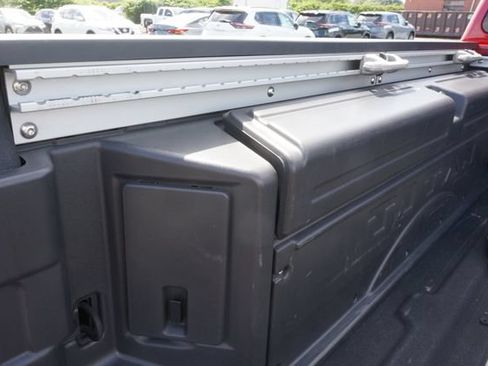 Used 2024 Nissan Titan PRO-4X w/ Pro-4x Convenience Package AWD/4WD image 45