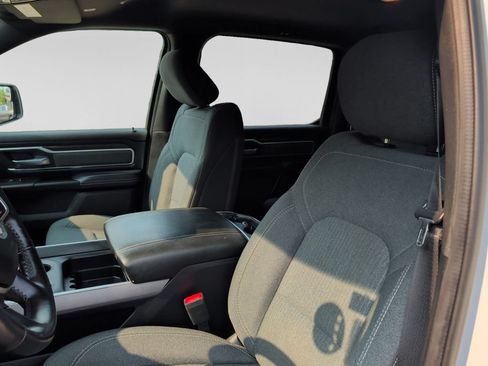 Used 2019 RAM 1500 Big Horn AWD/4WD image 17