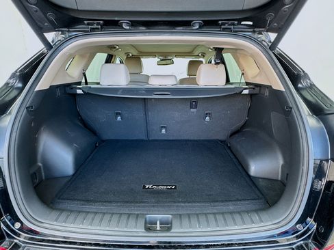 Used 2017 Hyundai Tucson Limited w/ Limited Ultimate Package 03 image 18